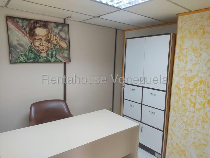 Comercial (Local Comercial) en Venta en La Urbina, Distrito Metropolitano - 5