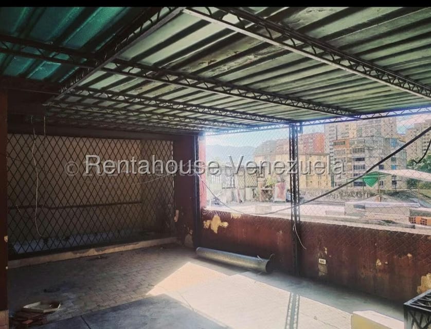 Comercial (Edificio) en Venta en La Ceiba, Carabobo - 11