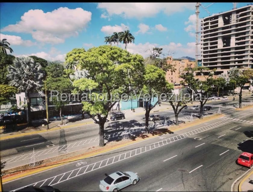 Comercial (Edificio) en Venta en La Ceiba, Carabobo - 16