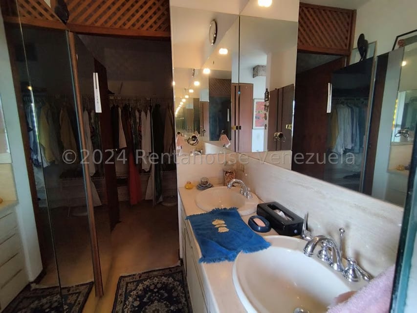 Apartamento (1 Nivel) en Venta en Colinas de Valle Arriba, Distrito Metropolitano - 32