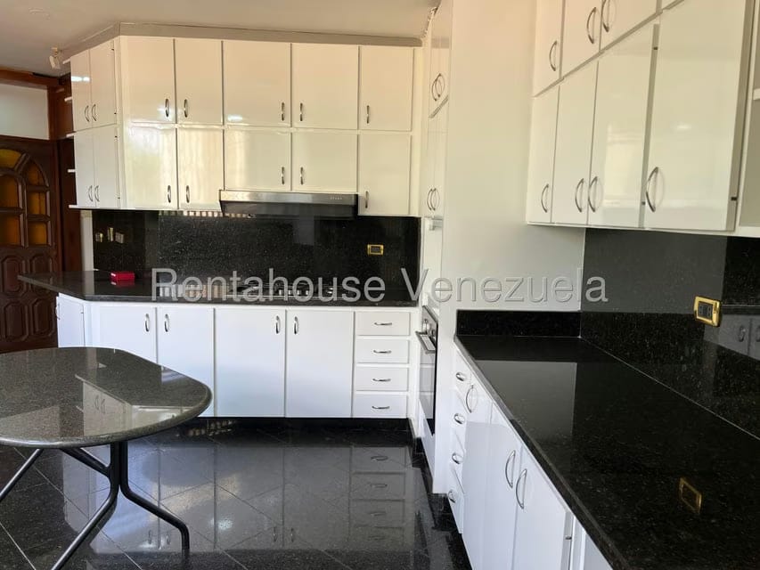 Apartamento (1 Nivel) en Alquiler en La Castellana, Distrito Metropolitano - 14
