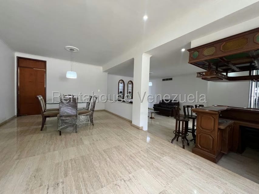 Apartamento (1 Nivel) en Alquiler en La Castellana, Distrito Metropolitano - 6