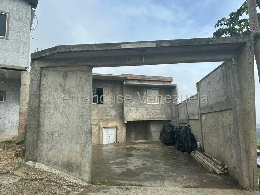 Townhouse (Duplex) en Venta en El Hatillo, Distrito Metropolitano