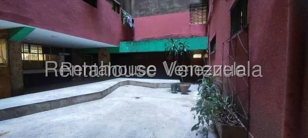 Apartamento (1 Nivel) en Venta en Lebrun, Distrito Metropolitano - 12