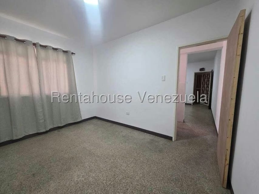 Apartamento (1 Nivel) en Venta en Lebrun, Distrito Metropolitano - 10