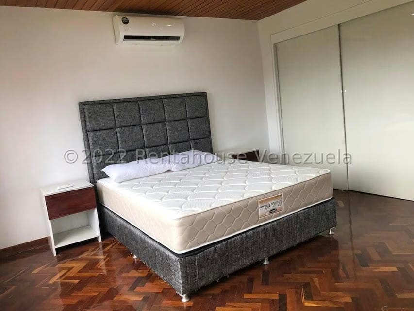Apartamento (Planta Baja) en Venta en La Tahona, Distrito Metropolitano - 12