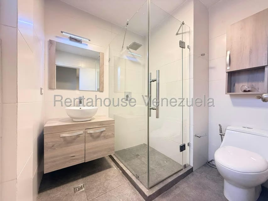 Apartamento (1 Nivel) en Venta en La Castellana, Distrito Metropolitano - 24