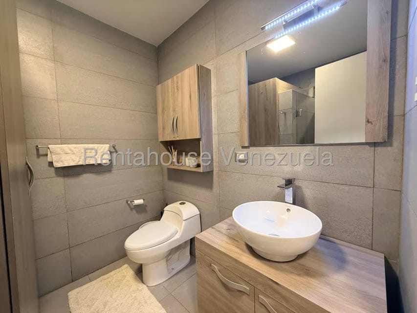 Apartamento (1 Nivel) en Venta en La Castellana, Distrito Metropolitano - 27
