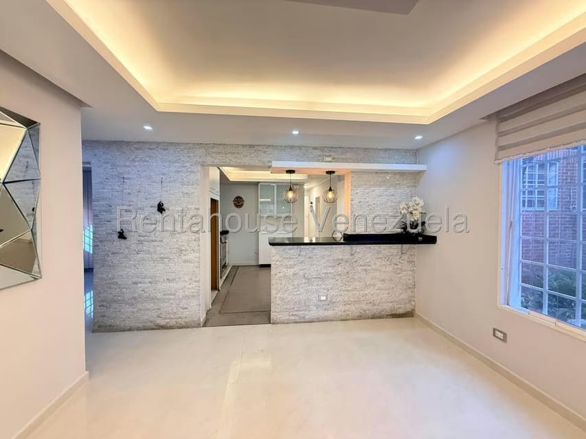 Apartamento (1 Nivel) en Venta en La Castellana, Distrito Metropolitano - 5