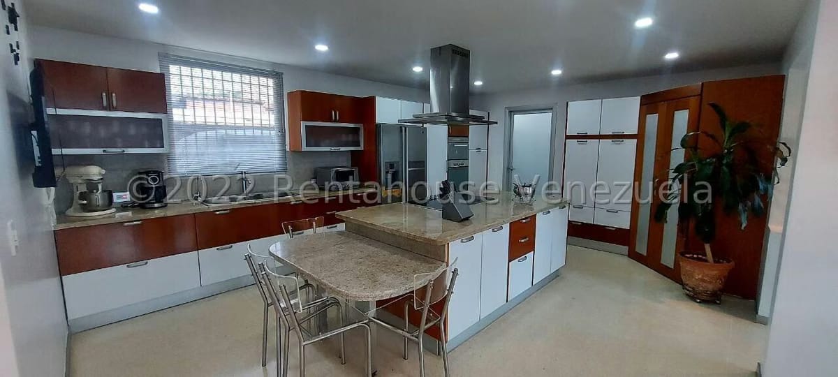 Casa (Multipes Niveles) en Venta en Oripoto, Distrito Metropolitano - 13