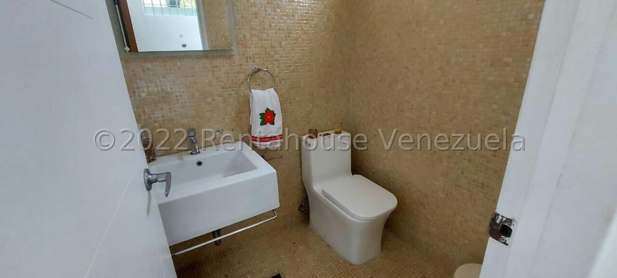 Casa (Multipes Niveles) en Venta en Oripoto, Distrito Metropolitano - 30