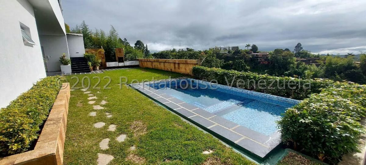 Casa (Multipes Niveles) en Venta en Oripoto, Distrito Metropolitano - 32