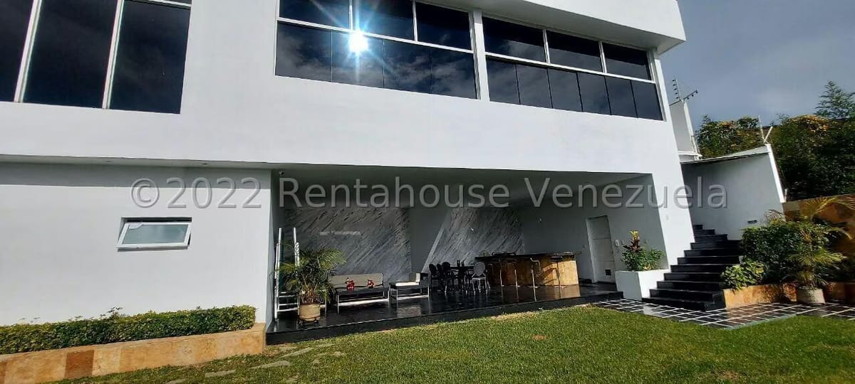 Casa (Multipes Niveles) en Venta en Oripoto, Distrito Metropolitano - 35