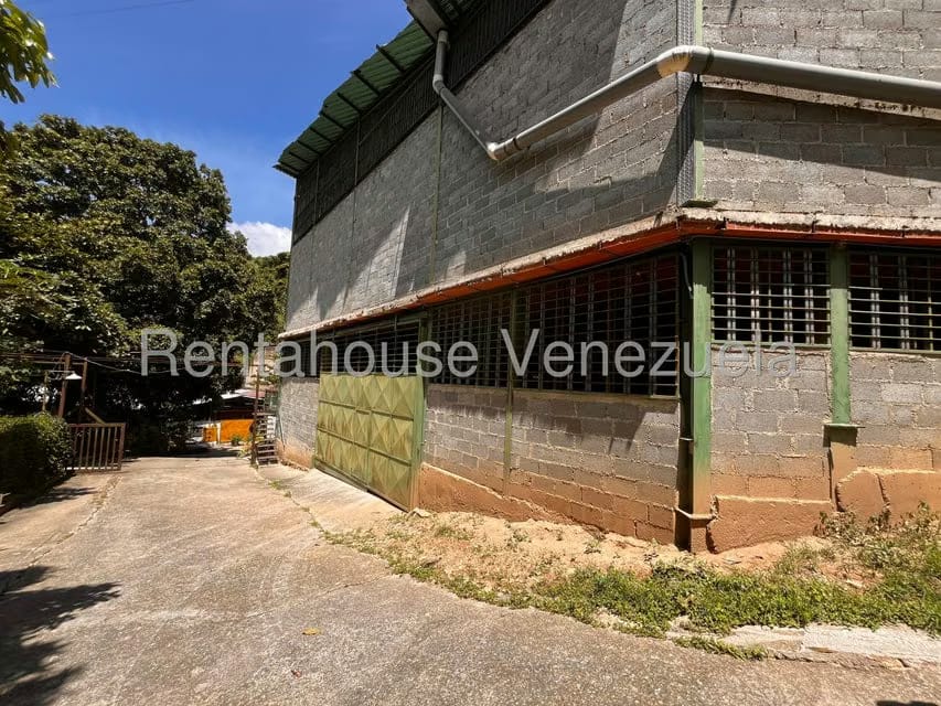Comercial (Galpon - Deposito) en Alquiler en Mariche, Distrito Metropolitano - 2