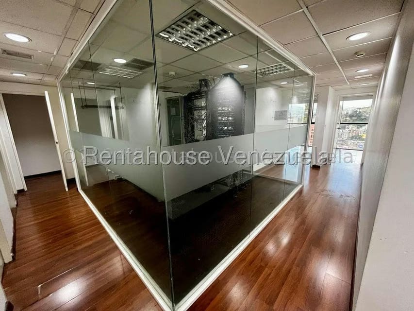 Comercial (Oficina) en Alquiler en El Bosque, Distrito Metropolitano - 22