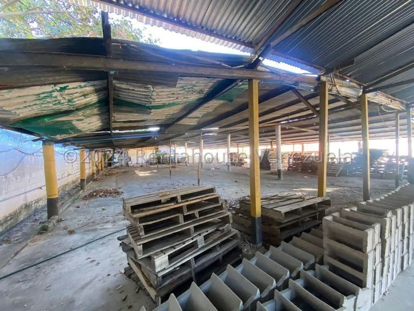 Comercial (Galpon - Deposito) en Venta en La Candelaria, Carabobo - 14