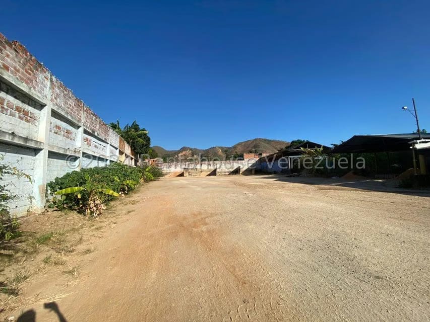 Comercial (Galpon - Deposito) en Venta en La Candelaria, Carabobo - 3