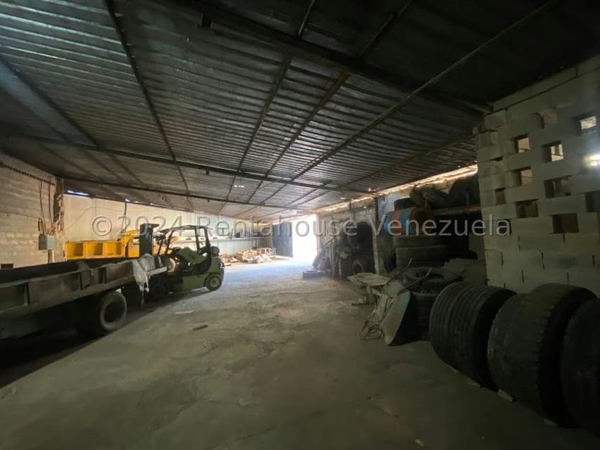 Comercial (Galpon - Deposito) en Venta en La Candelaria, Carabobo - 24