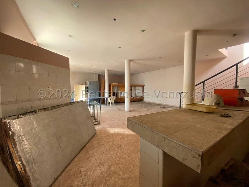 Comercial (Galpon - Deposito) en Venta en La Candelaria, Carabobo - 33