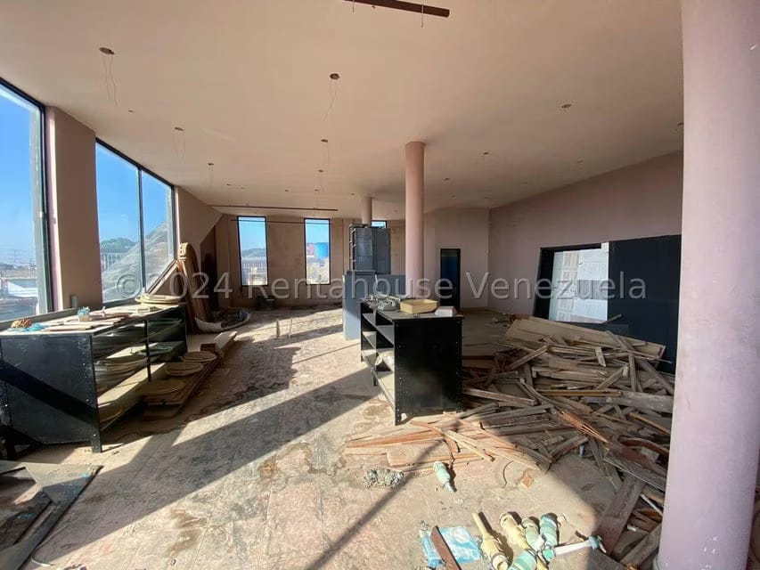 Comercial (Galpon - Deposito) en Venta en La Candelaria, Carabobo - 35