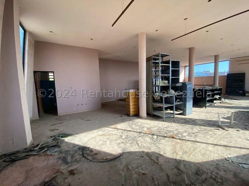 Comercial (Galpon - Deposito) en Venta en La Candelaria, Carabobo - 37