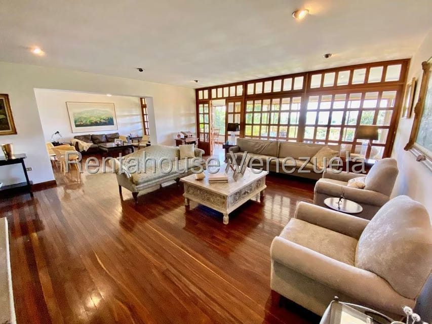 Apartamento (1 Nivel) en Venta en El Hatillo, Distrito Metropolitano - 3