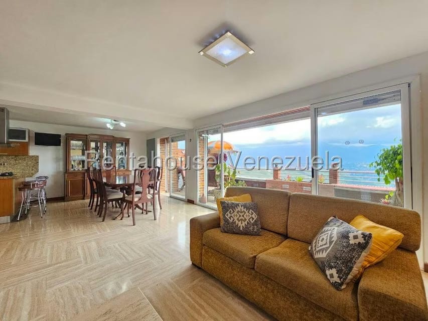 Townhouse (Duplex) en Venta en Loma Linda, Distrito Metropolitano - 23