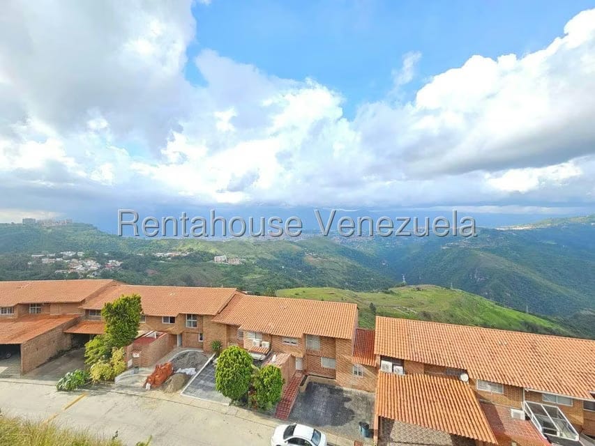 Townhouse (Duplex) en Venta en Loma Linda, Distrito Metropolitano - 38