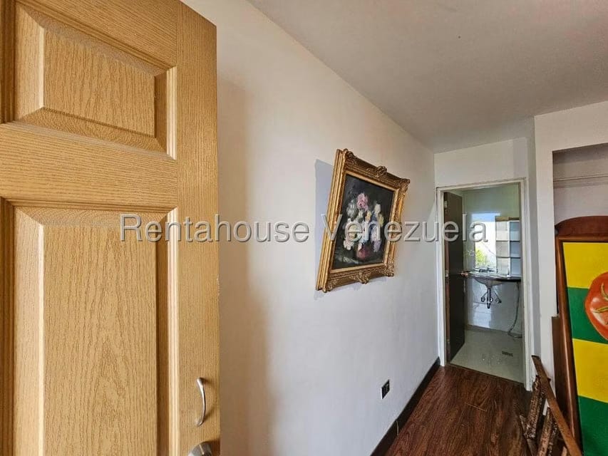 Townhouse (Duplex) en Venta en Loma Linda, Distrito Metropolitano - 40