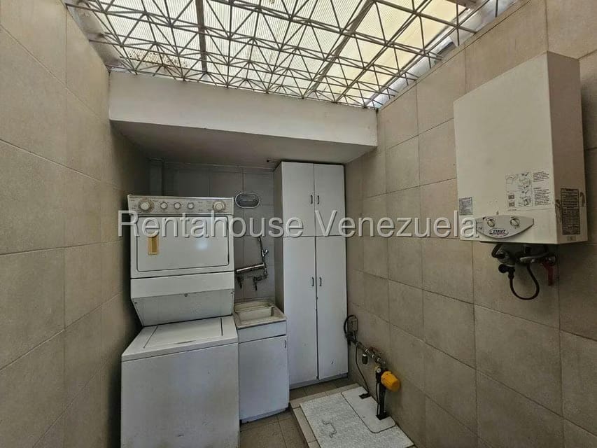 Townhouse (Duplex) en Venta en Loma Linda, Distrito Metropolitano - 45
