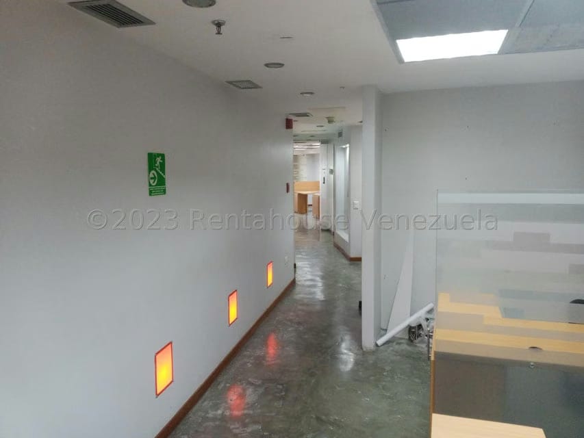 Comercial (Oficina) en Venta en El Recreo, Distrito Metropolitano - 22