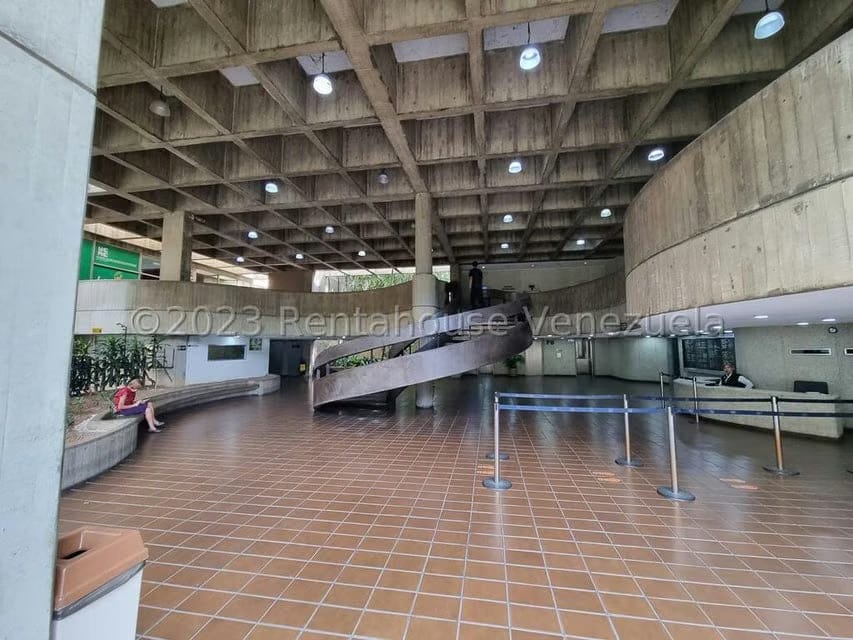 Comercial (Consultorio Medico) en Alquiler en San Bernardino, Distrito Metropolitano - 2