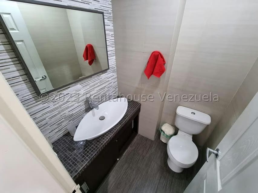 Comercial (Consultorio Medico) en Alquiler en San Bernardino, Distrito Metropolitano - 10