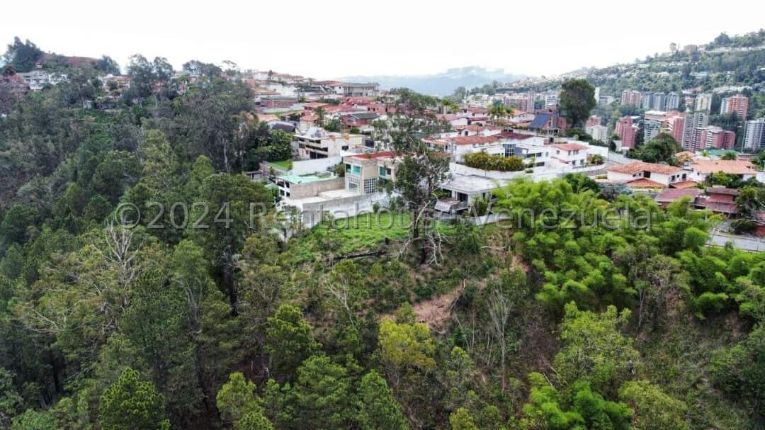 Terreno (Residencial) en Venta en Los Naranjos del Cafetal, Distrito Metropolitano - 15