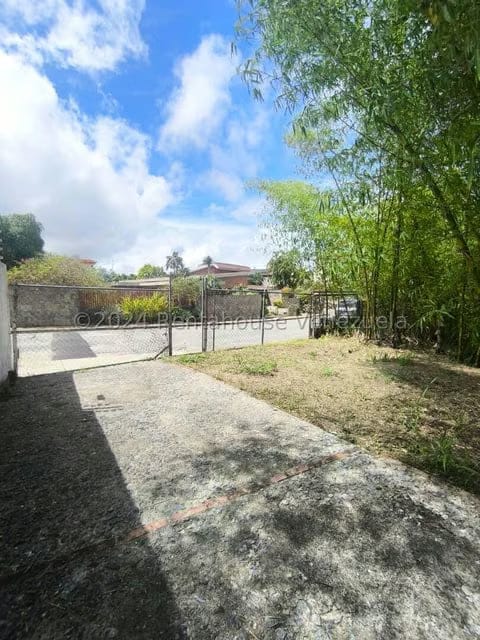 Terreno (Residencial) en Venta en Los Naranjos del Cafetal, Distrito Metropolitano - 17