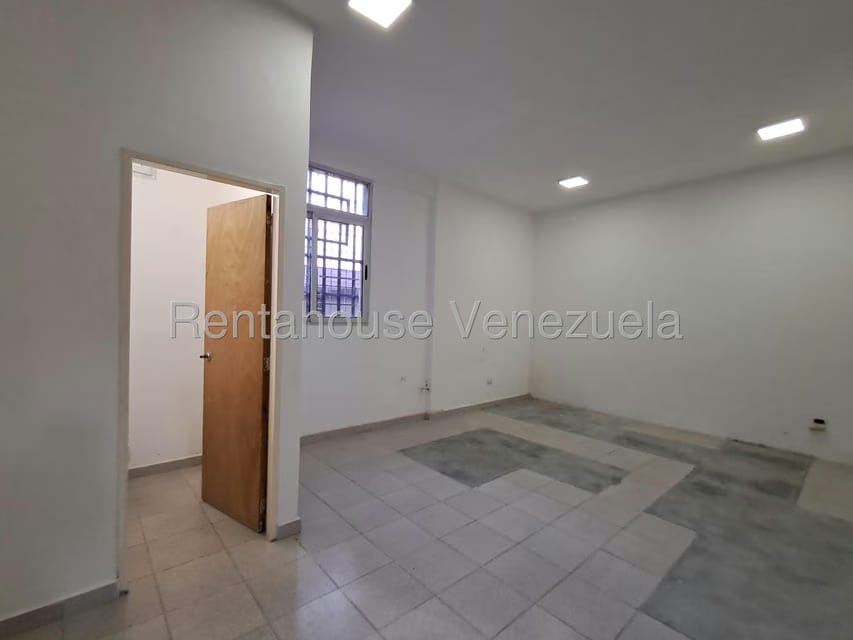 Comercial (Local Comercial) en Alquiler en Del Este, Lara - 14