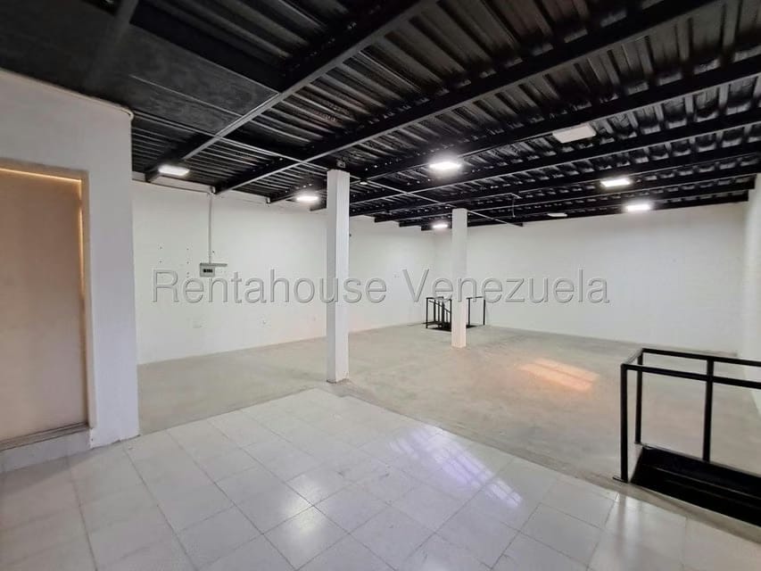 Comercial (Local Comercial) en Alquiler en Del Este, Lara - 21