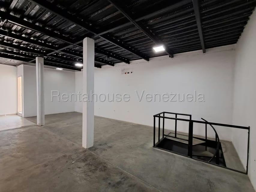 Comercial (Local Comercial) en Alquiler en Del Este, Lara - 23