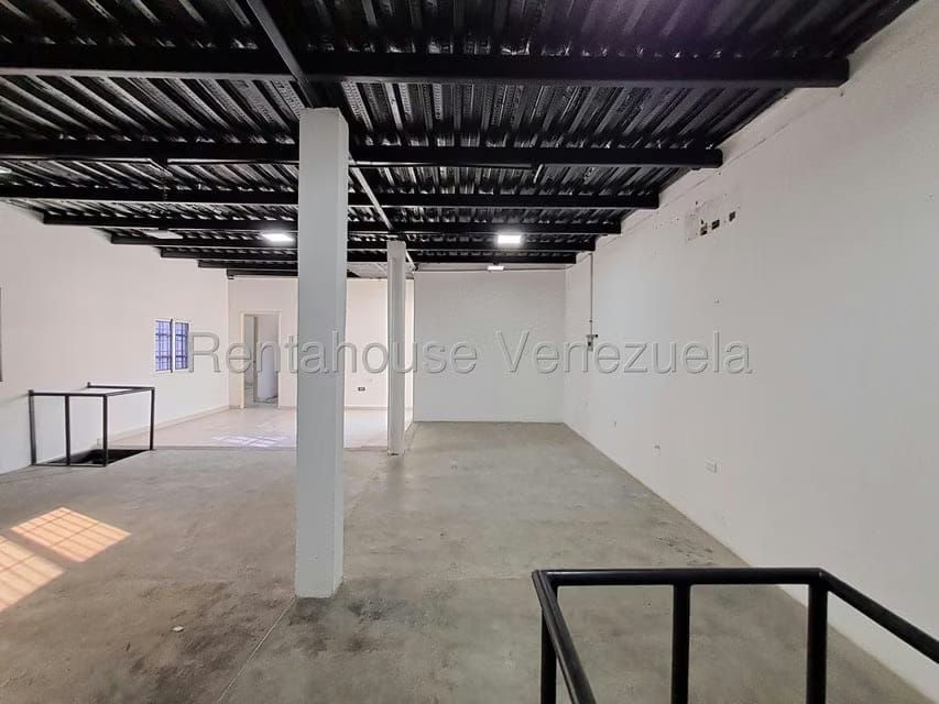 Comercial (Local Comercial) en Alquiler en Del Este, Lara - 24