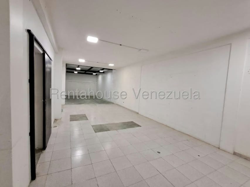 Comercial (Local Comercial) en Alquiler en Del Este, Lara - 37