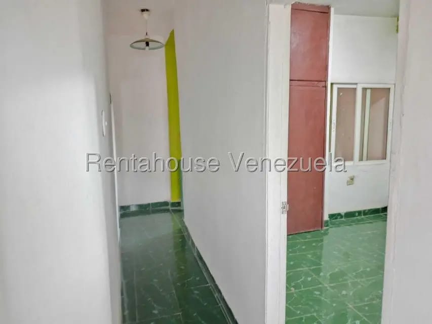 Casa (1 Nivel) en Alquiler en Sierra Maestra, Zulia - 7