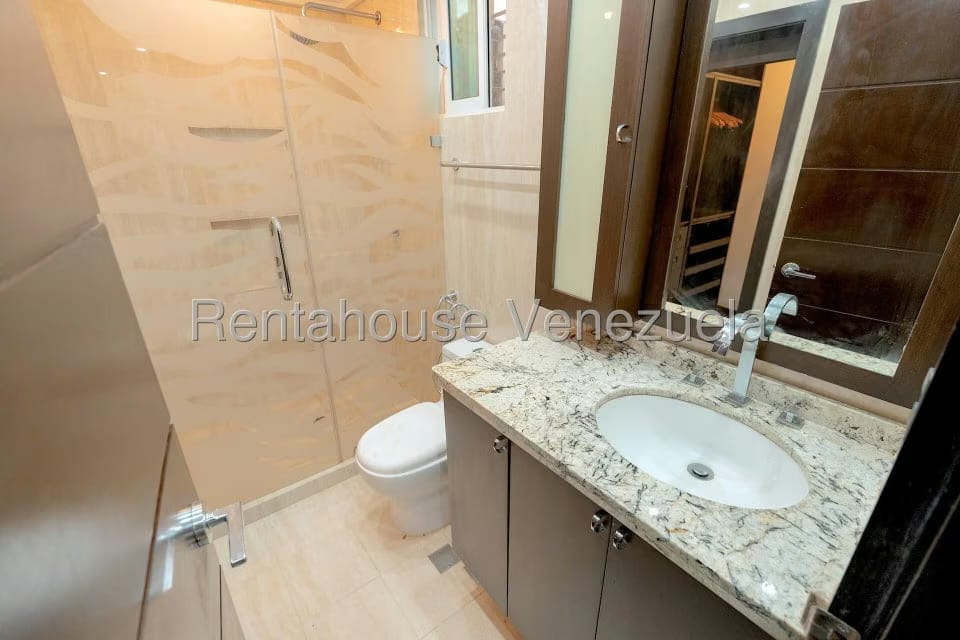 Casa (Multipes Niveles) en Venta en Santa Fe Norte, Distrito Metropolitano - 30