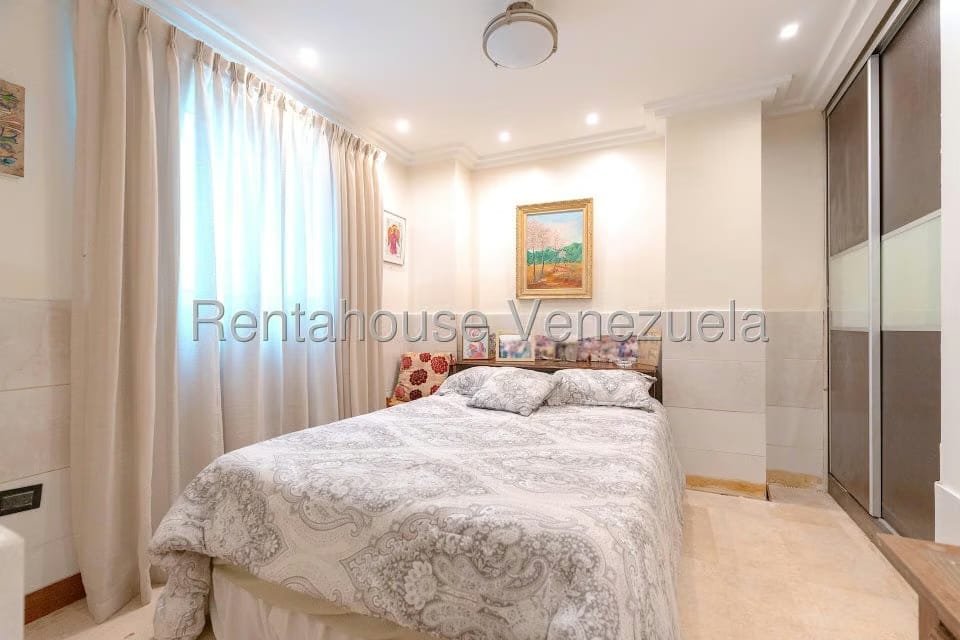 Casa (Multipes Niveles) en Venta en Santa Fe Norte, Distrito Metropolitano - 32