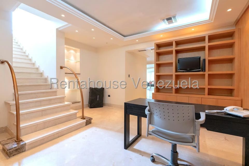 Casa (Multipes Niveles) en Venta en Santa Fe Norte, Distrito Metropolitano - 64