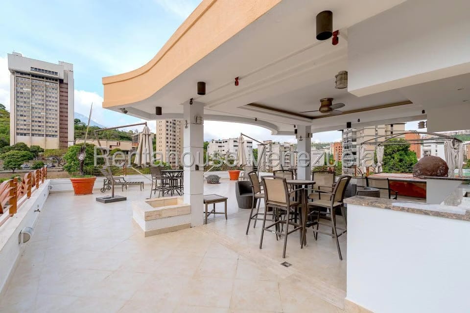 Casa (Multipes Niveles) en Venta en Santa Fe Norte, Distrito Metropolitano - 65