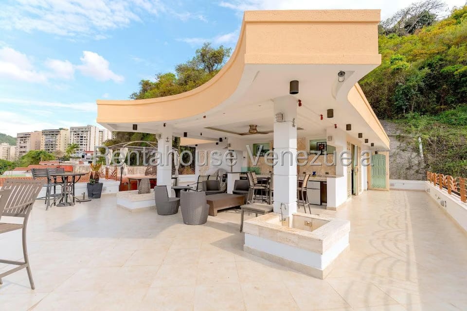 Casa (Multipes Niveles) en Venta en Santa Fe Norte, Distrito Metropolitano - 68