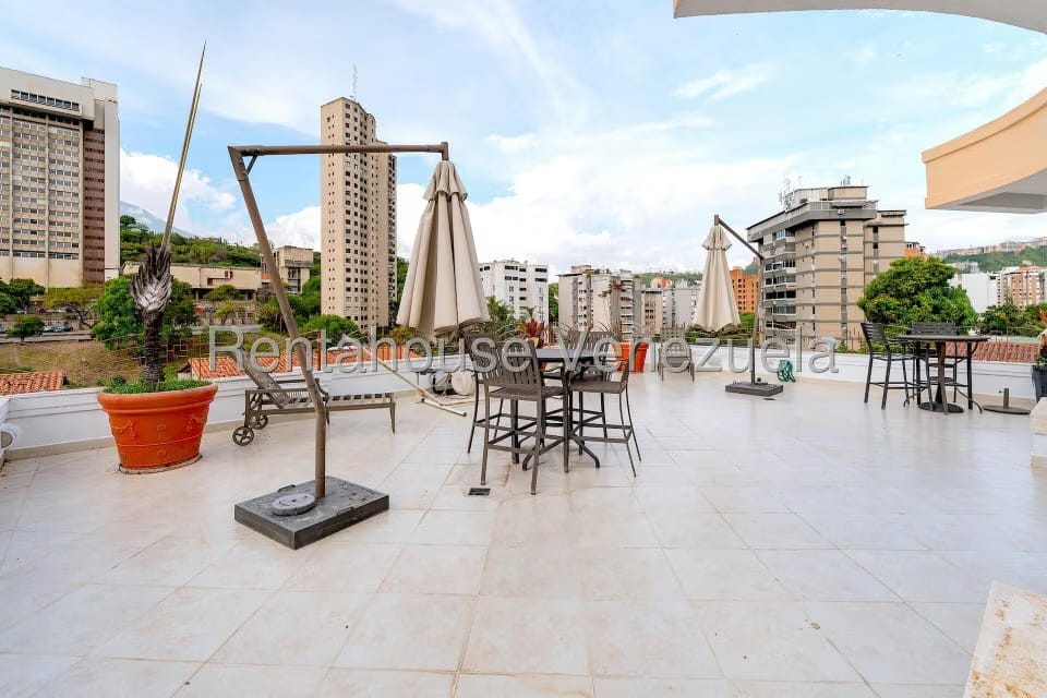 Casa (Multipes Niveles) en Venta en Santa Fe Norte, Distrito Metropolitano - 70