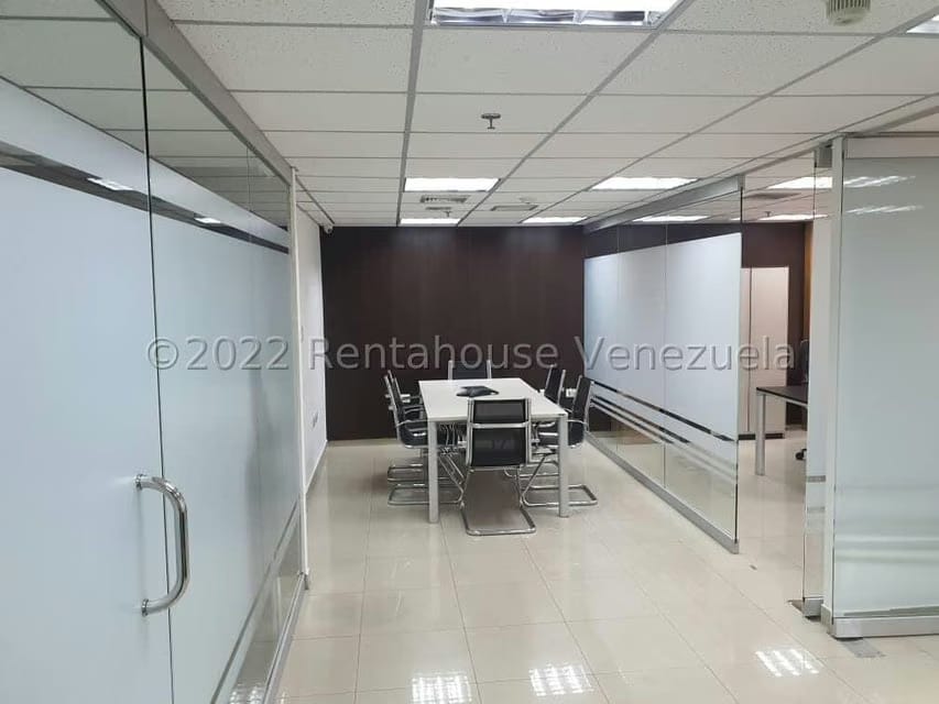 Comercial (Oficina) en Venta en La Lagunita Country Club, Distrito Metropolitano - 11