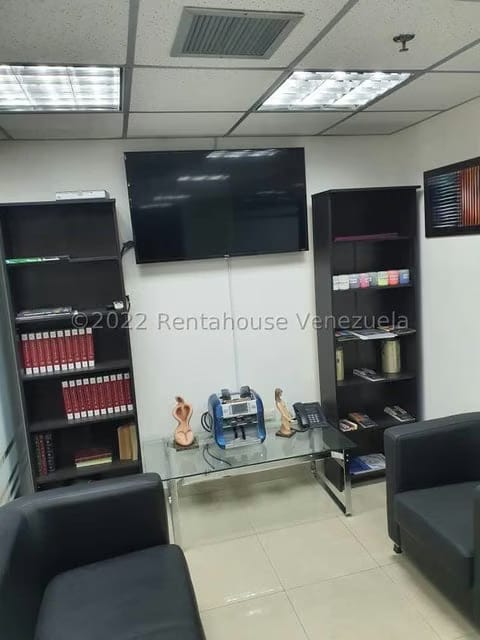 Comercial (Oficina) en Venta en La Lagunita Country Club, Distrito Metropolitano - 5
