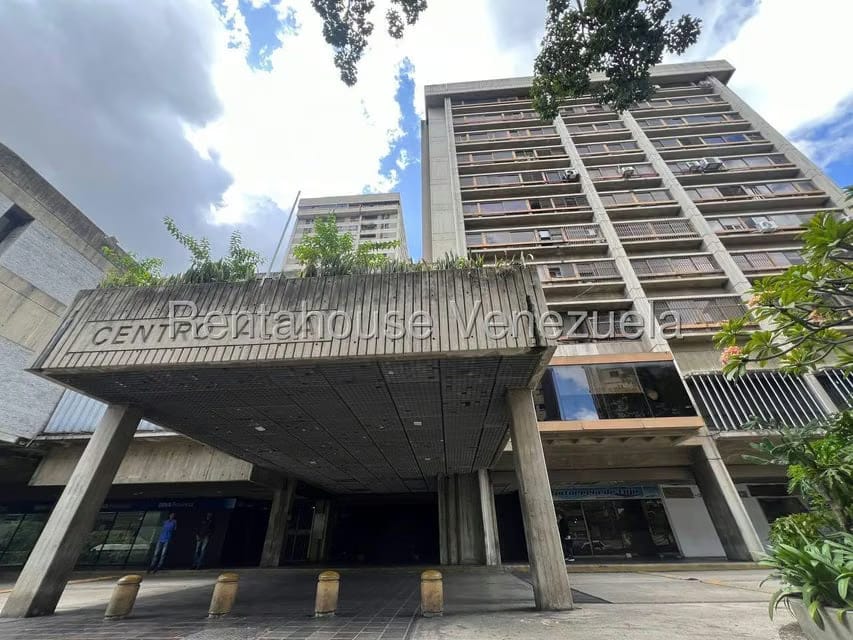 Comercial (Local Comercial) en Venta en El Marques, Distrito Metropolitano - 14